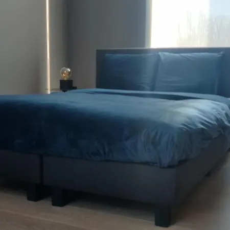 Bed & Wellness Boxtel, Luxe Met Airco En Eigen Badkamer 住宿加早餐酒店