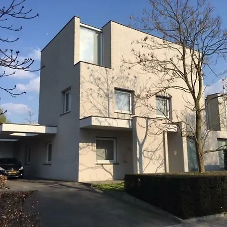 Bed & Wellness Boxtel, Luxe Met Airco En Eigen Badkamer بوكستيل